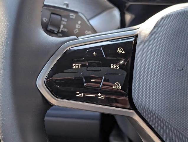 2025 Volkswagen ID. Buzz Pro S Plus with 4MOTION