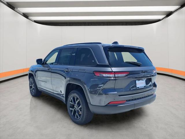 2026 Jeep Grand Cherokee Altitude 4x2