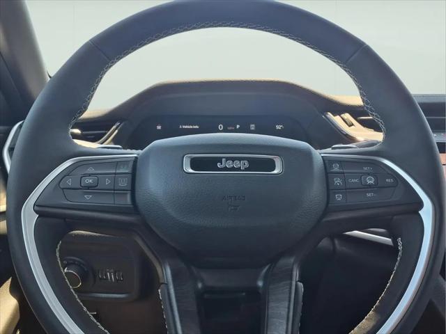 2026 Jeep Grand Cherokee Altitude 4x2