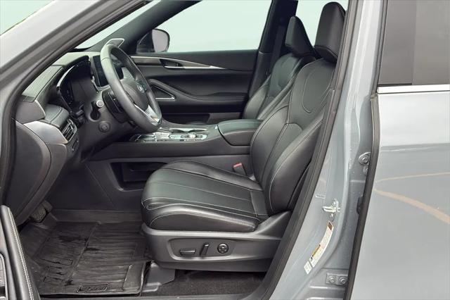 2025 INFINITI QX60 LUXE AWD