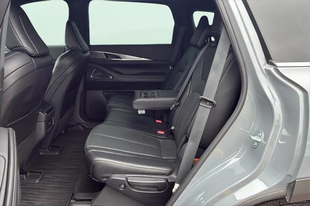 2025 INFINITI QX60 LUXE AWD
