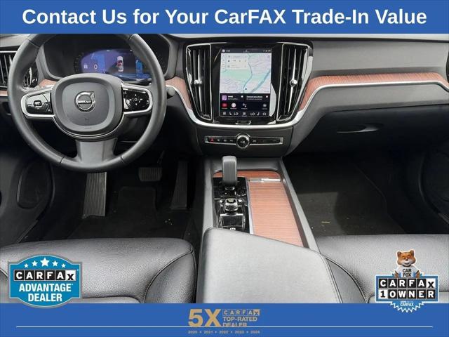 2024 Volvo S60 B5 Plus Dark Theme