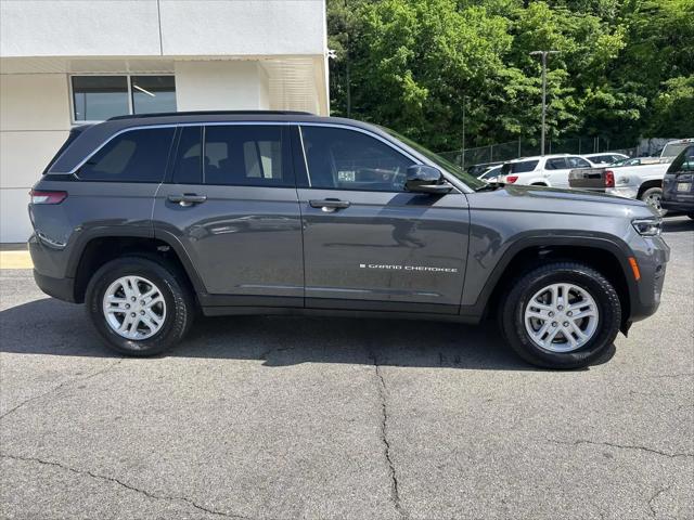 2025 Jeep Grand Cherokee Laredo 4x4
