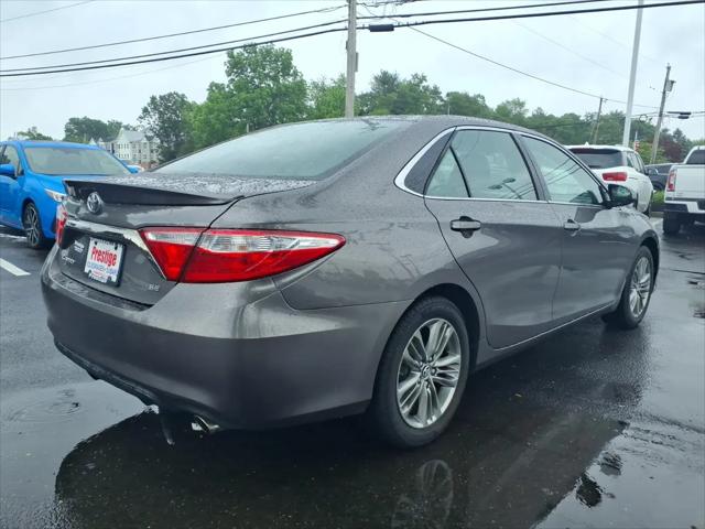 2015 Toyota Camry SE