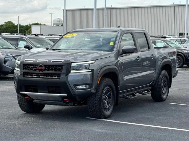 2025 Nissan Frontier Crew Cab PRO-4X 4x4