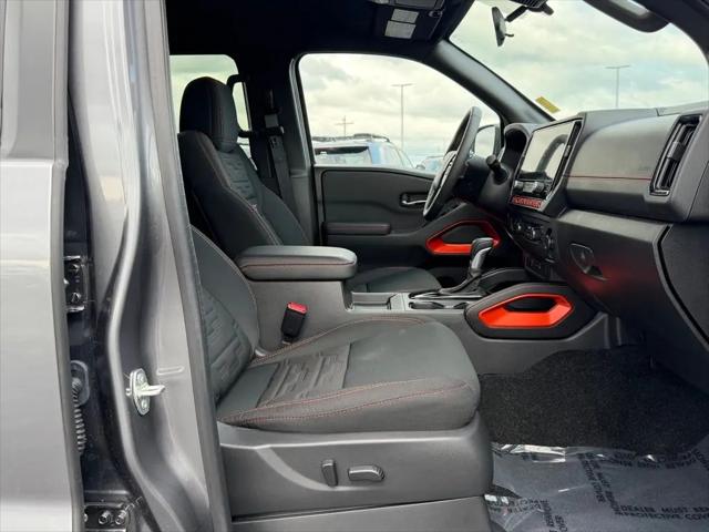 2025 Nissan Frontier Crew Cab PRO-4X 4x4