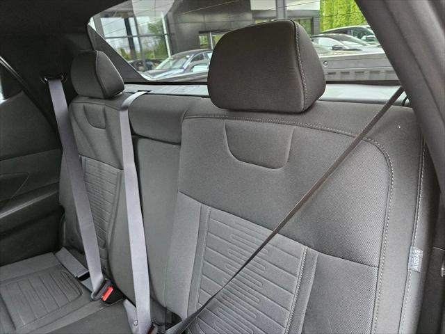 2024 Hyundai Santa Cruz SE