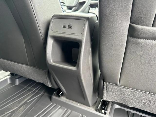 2026 Buick NV Sport Touring FWD