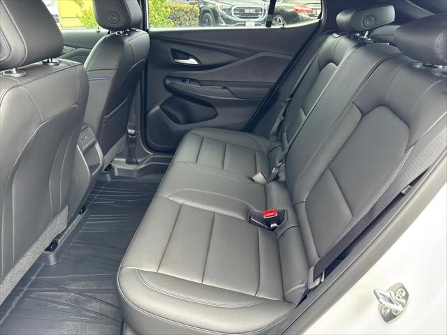 2026 Buick NV Sport Touring FWD
