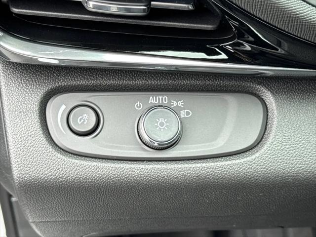2026 Buick NV Sport Touring FWD