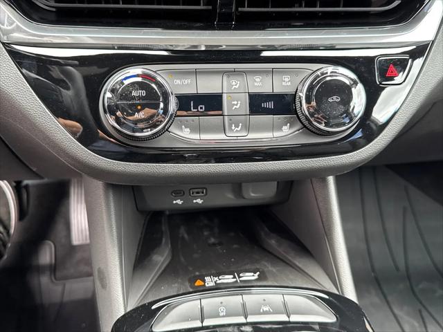 2026 Buick NV Sport Touring FWD