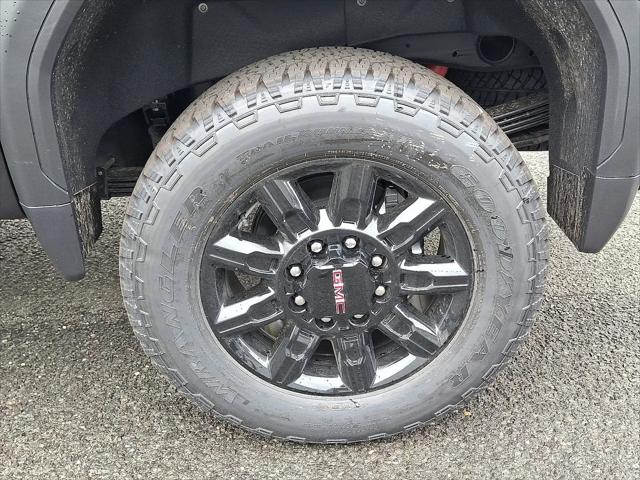 2026 GMC Sierra 2500HD Crew Cab, Standard Bed, AT4, 4WD