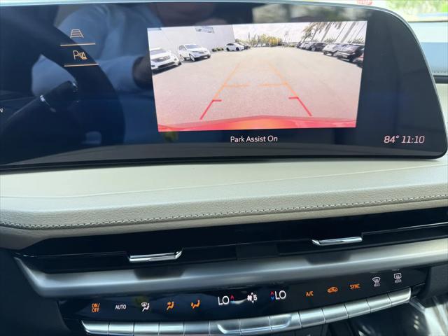 2024 Cadillac XT4 FWD Premium Luxury
