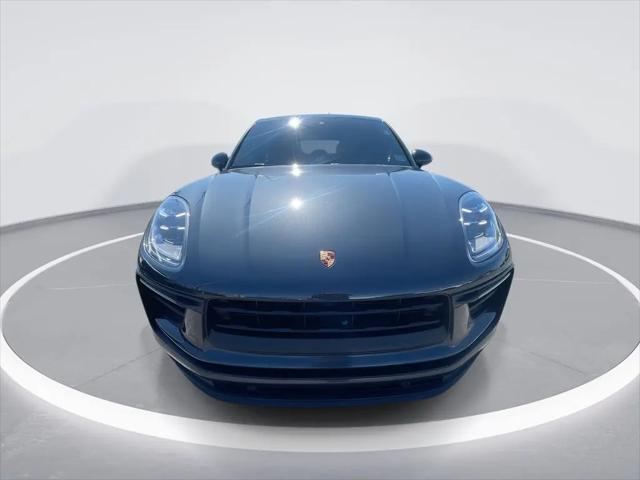 2022 Porsche Macan Macan