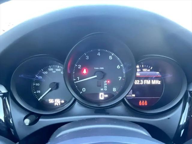 2022 Porsche Macan Macan