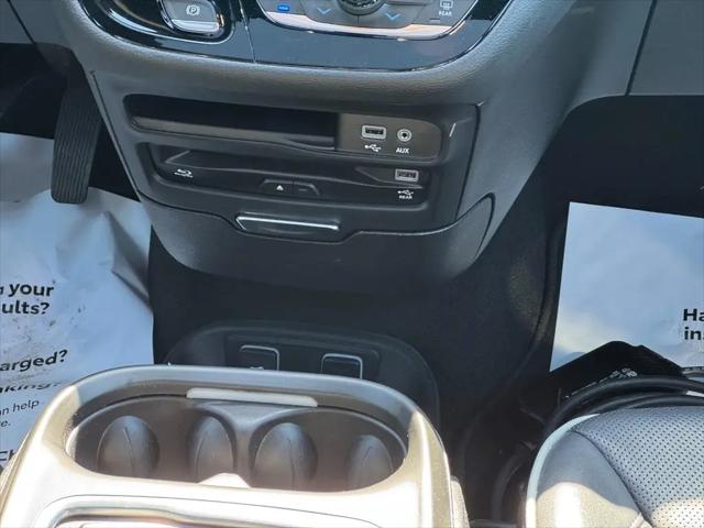 2020 Chrysler Pacifica Hybrid Limited