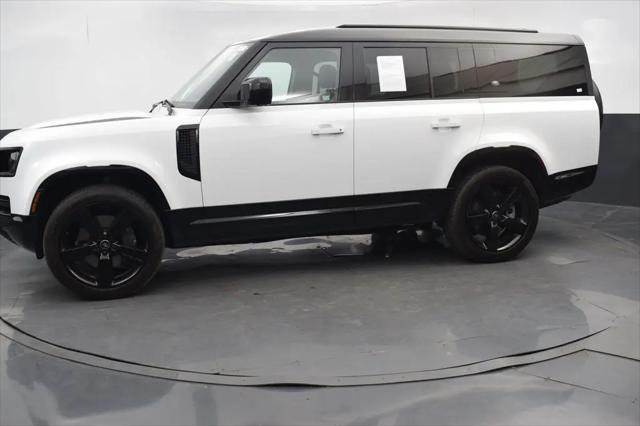 2023 Land Rover Defender 130 X-Dynamic SE