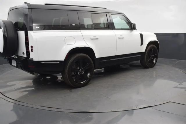 2023 Land Rover Defender 130 X-Dynamic SE