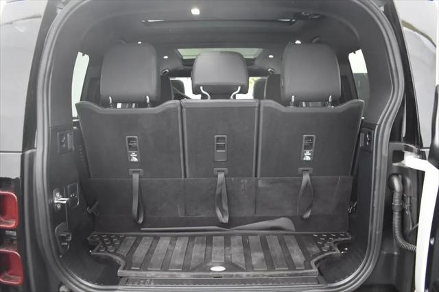 2023 Land Rover Defender 130 X-Dynamic SE