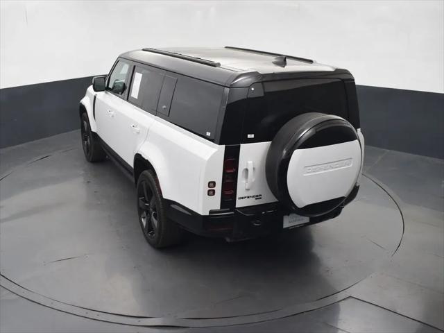 2023 Land Rover Defender 130 X-Dynamic SE