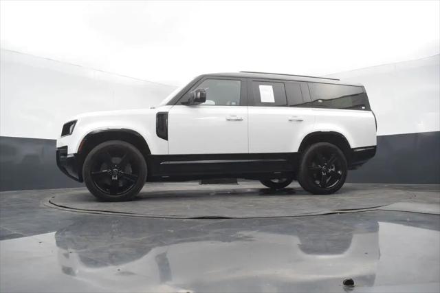 2023 Land Rover Defender 130 X-Dynamic SE