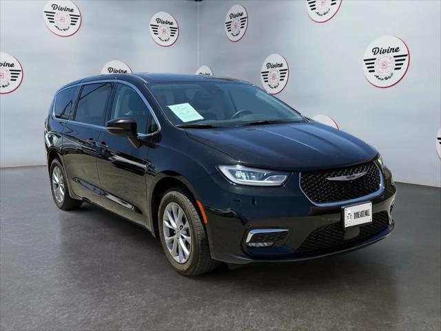 2024 Chrysler Pacifica Touring L AWD
