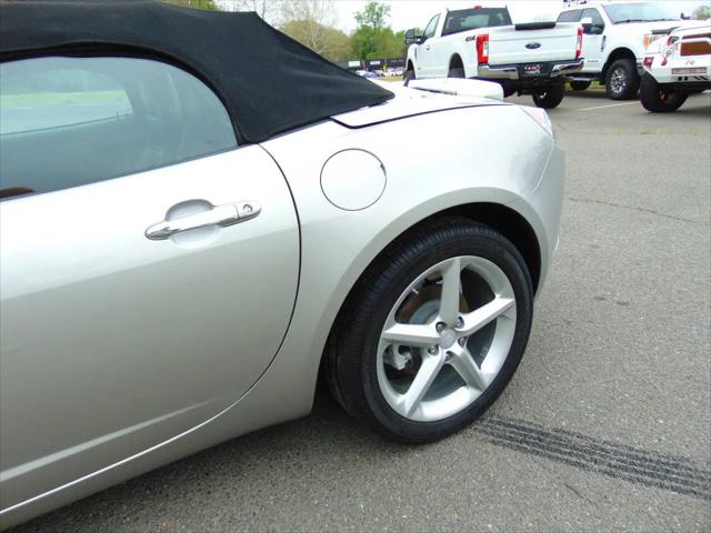 2008 Saturn Sky Base