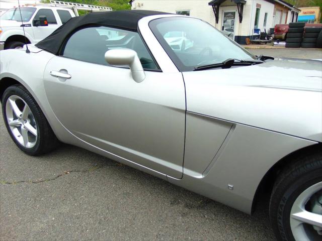 2008 Saturn Sky Base
