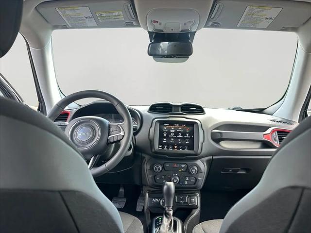 2023 Jeep Renegade Trailhawk 4x4