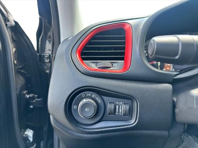 2023 Jeep Renegade Trailhawk 4x4
