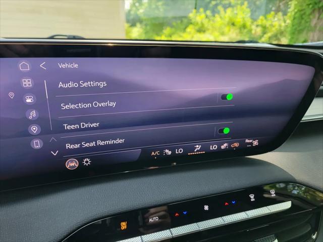 2025 Buick Enclave Preferred FWD