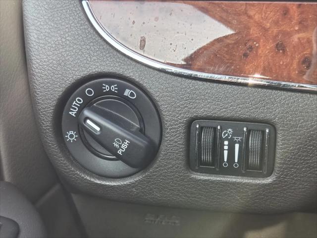 2013 Chrysler Town & Country Touring-L