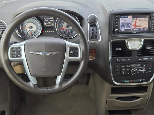 2013 Chrysler Town & Country Touring-L