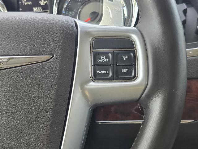 2013 Chrysler Town & Country Touring-L