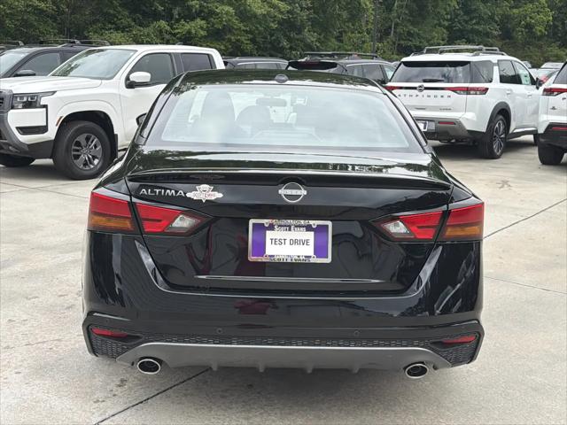 2026 Nissan Altima SV FWD