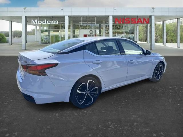 2024 Nissan Altima SR FWD