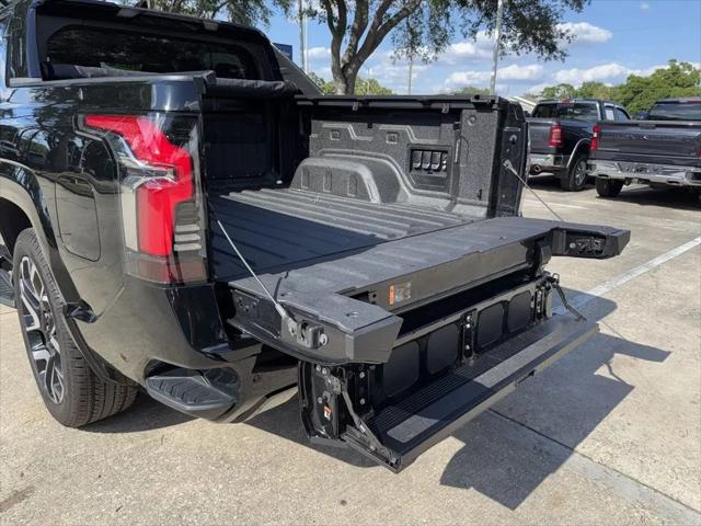 2024 Chevrolet Silverado EV First-Edition RST 4WD