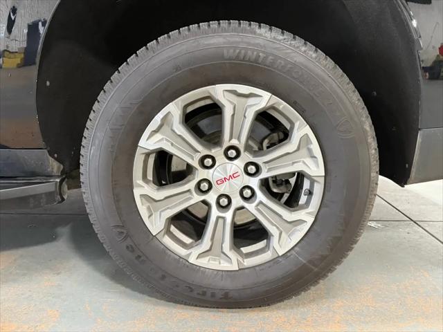 2024 GMC Yukon XL SLE