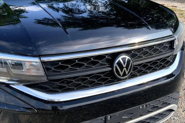 2024 Volkswagen Taos 1.5T SE