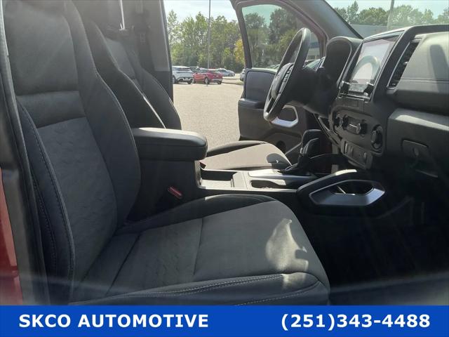 2022 Nissan Frontier Crew Cab SV 4x4