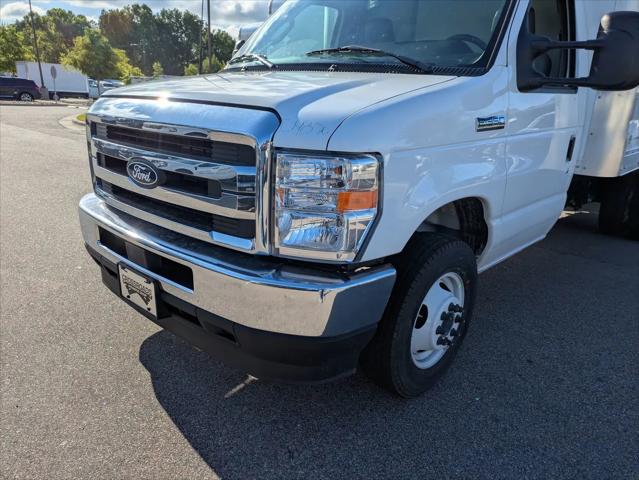 2027 Ford E-Series Cutaway E-Series Cutaway