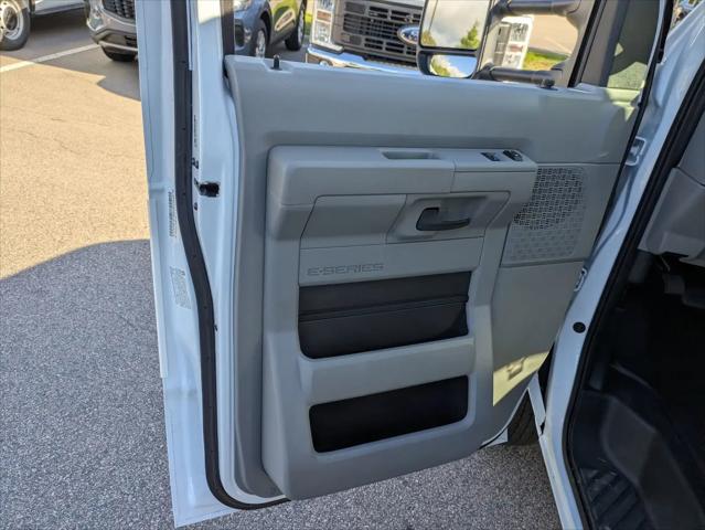 2027 Ford E-Series Cutaway E-Series Cutaway