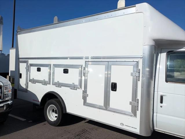 2027 Ford E-Series Cutaway E-Series Cutaway