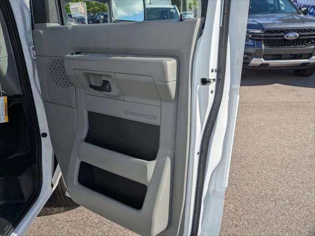 2027 Ford E-Series Cutaway E-Series Cutaway