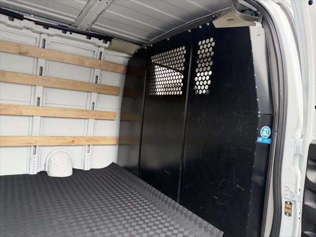 2024 GMC Savana Cargo RWD 2500 Regular Wheelbase Work Van