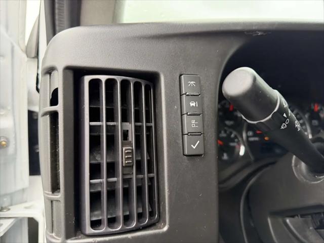 2024 GMC Savana Cargo RWD 2500 Regular Wheelbase Work Van