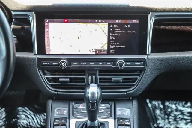 2020 Porsche Macan Macan