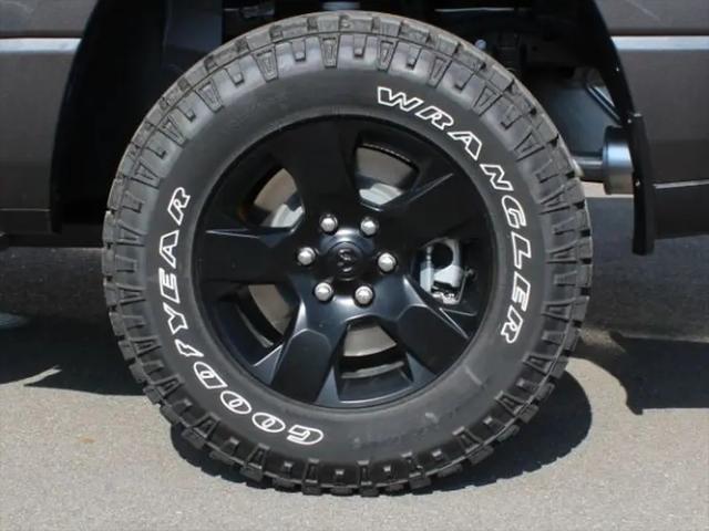 2026 Ram 1500 Warlock Crew Cab 4x4 5'7" Box