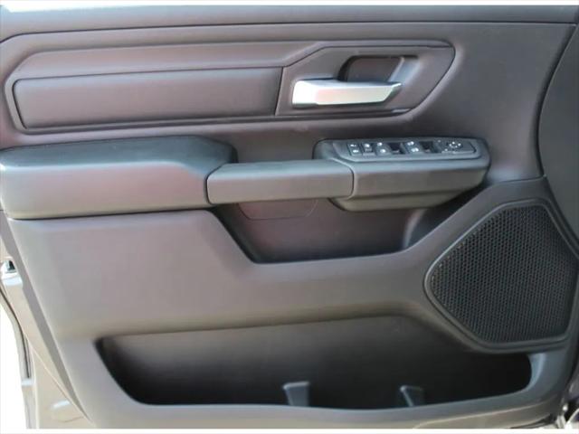 2026 Ram 1500 Warlock Crew Cab 4x4 5'7" Box