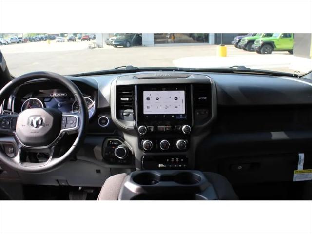 2026 Ram 1500 Warlock Crew Cab 4x4 5'7" Box